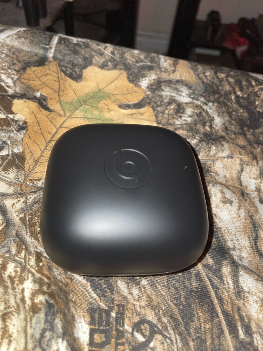 Brand new Beats by Dre Black Earbud Charging Case